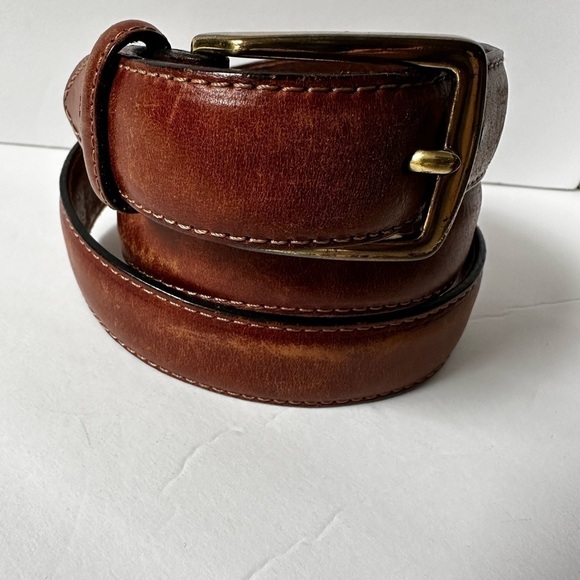 Tommy Hilfiger Brown Leather Belt Men’s 35-37 Brass Tone buckle Work Casual - Picture 7 of 17